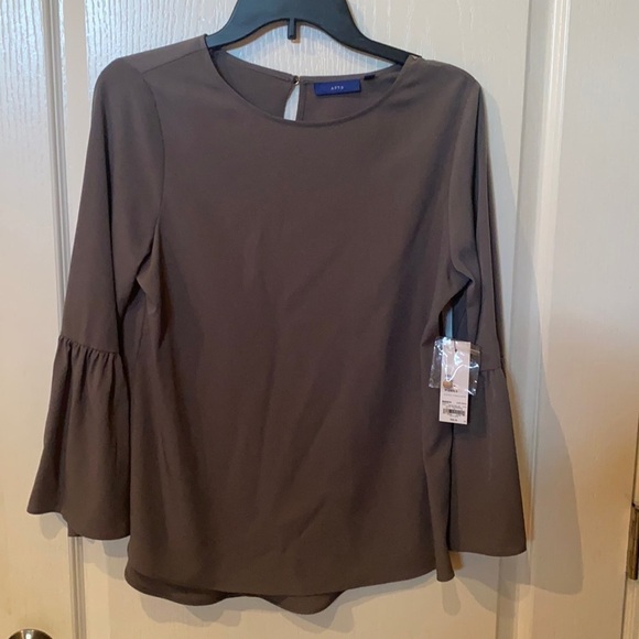 Apartment nine gray women’s size S long  sleeve bell top - Picture 1 of 4